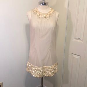 BETSEY JOHNSON Evening Cream Shift Dress Sz 8